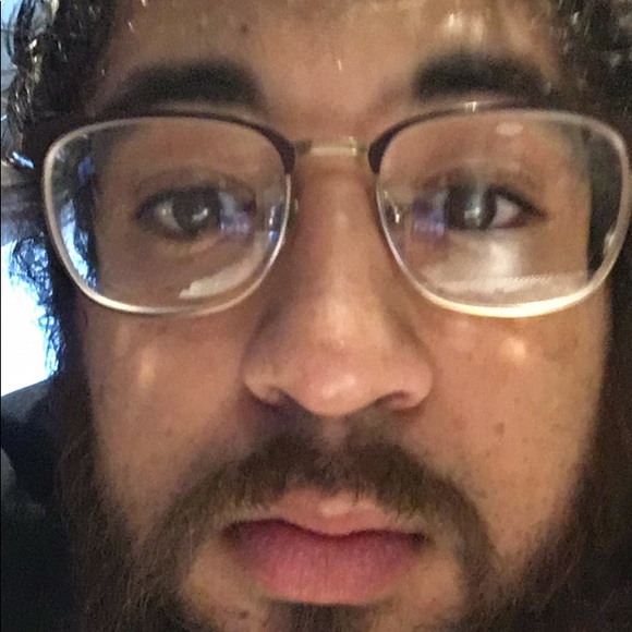 Meet your Posher, Luis - Picture 1 of 1